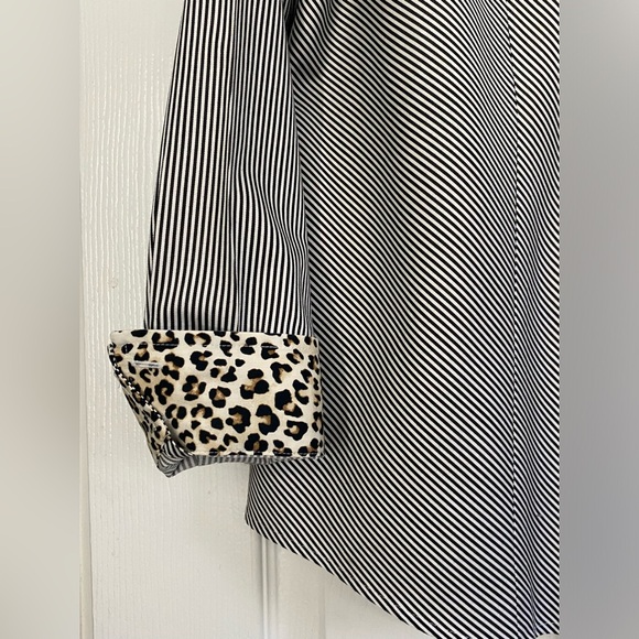 Chico’s No Iron White shirt,Pinstriped Blak, collared, Button Front, Preppy Sz 1 - Picture 2 of 6